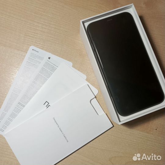 iPhone Xr, 128 ГБ