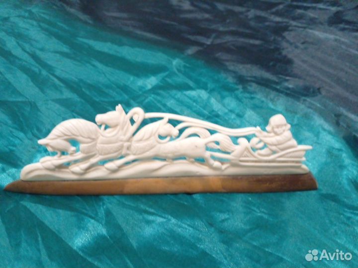 Фигурки из дерева, кости Чукотки