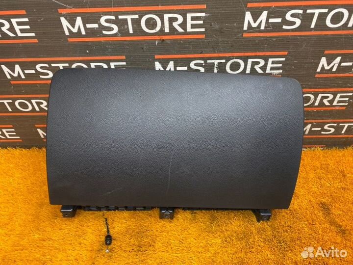 Бардачок Audi Q7 4LB BHK 2009