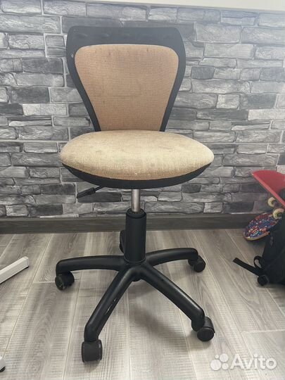 Компьютерное кресло