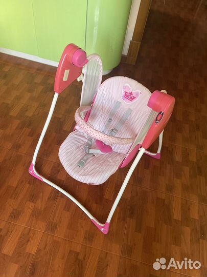 Детские качели на батарейках