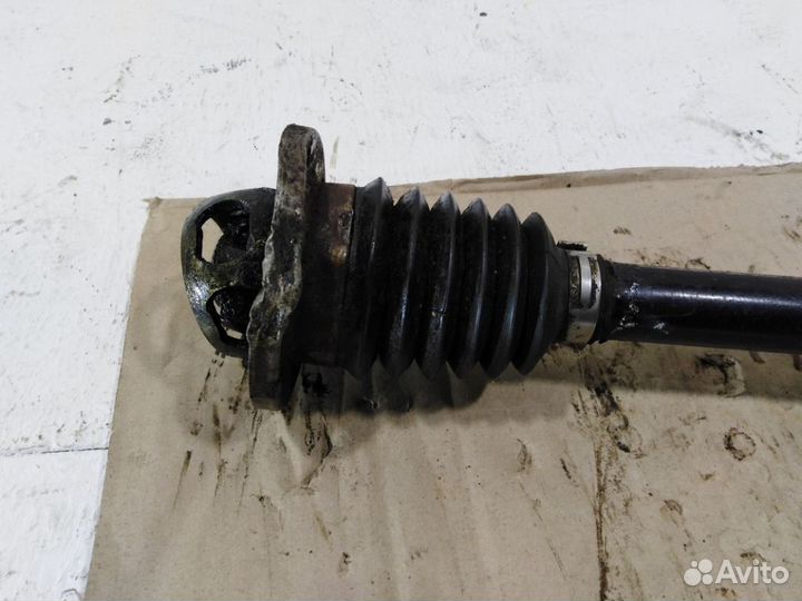 Привод передний левый