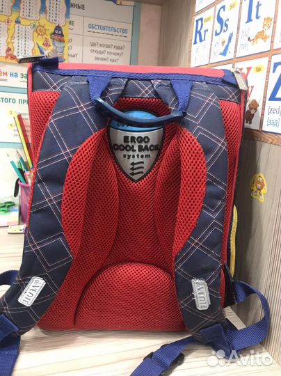 Школьный рюкзак