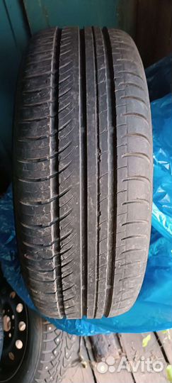 Nokian Tyres Hakka Black 2 15/5 R15