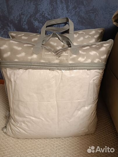 Подушка 70х70