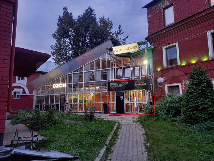 Торговая площадь, 158 м²