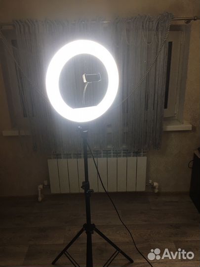 Кольцеваая лампа