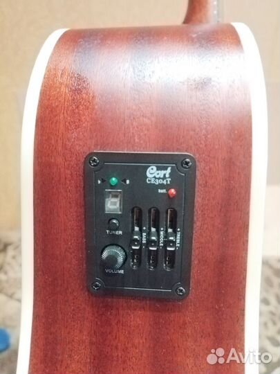 Cort MR500E-BR Гитара электроакустическая