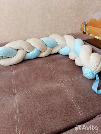 Бортик коса в кроватку