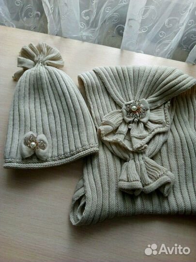 Шапка и шарф для девочки