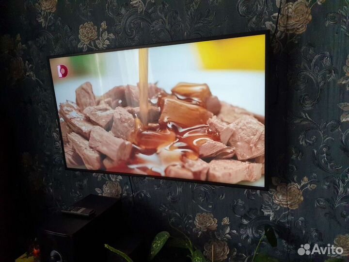 Телевизор samsung SMART tv 43