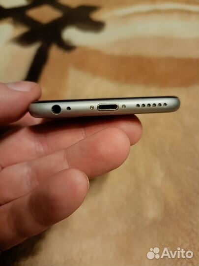 iPhone 6S, 16 ГБ