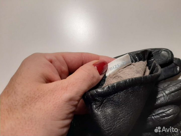 Новые перчатки удлинненные 7 размер кожа и трикота