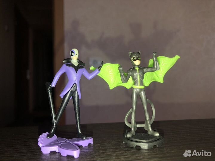 Игрушки из киндер сюрприза, Ленты, sbox