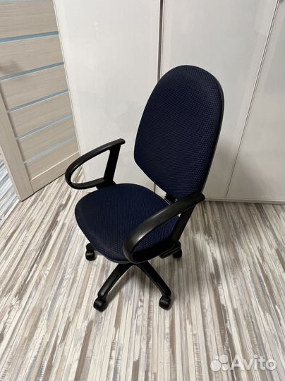 Компьютерное кресло бу