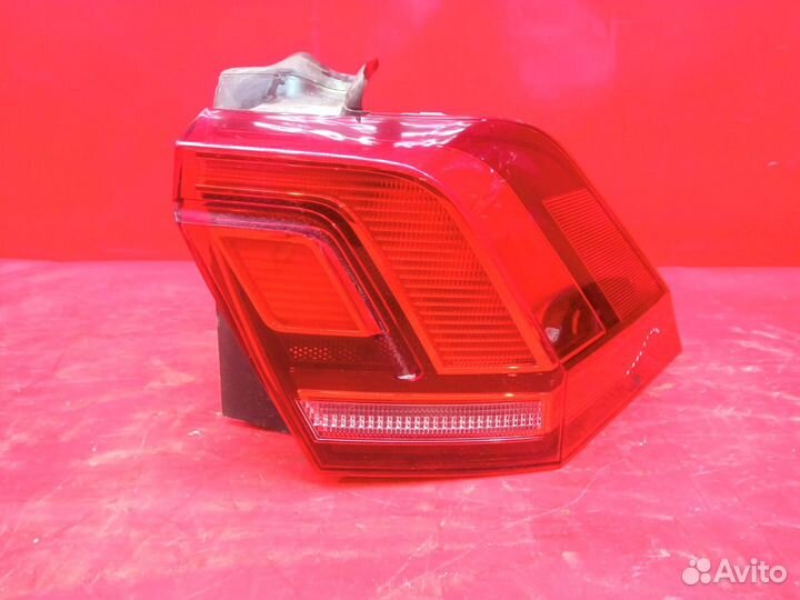 Фонарь LED задний правый Volkswagen Tiguan 2 2016