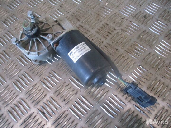 Моторчик трапеции дворников Iveco 99439637