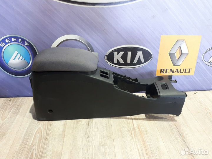 Центральная консоль Nissan primera P12