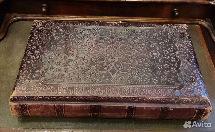 Альбом для фотографий старинный