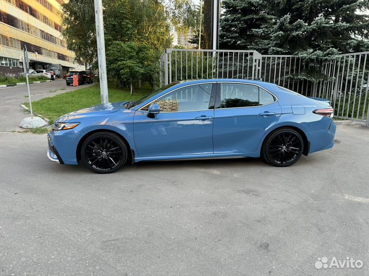 Toyota Camry 2.5 AT, 2023, 30 000 км