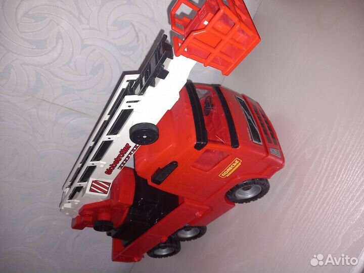 Игрушки машинки