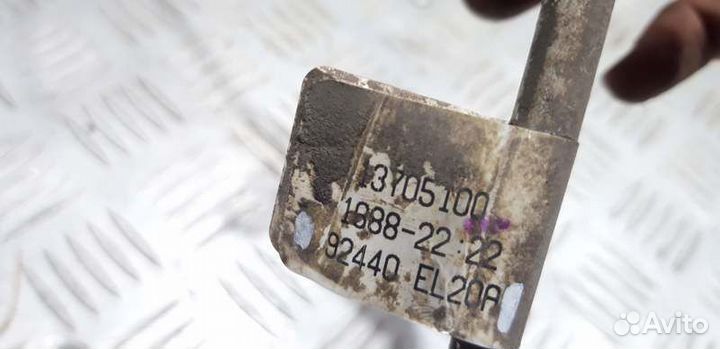 Трубка кондиционера Nissan Tiida C11