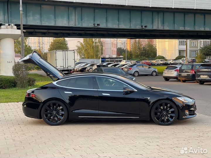 Tesla Model S 562 л.с. AT, 2018, 81 000 км