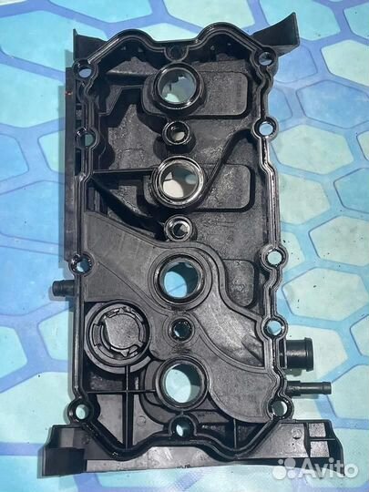 Клапанная крышка 06D103469M