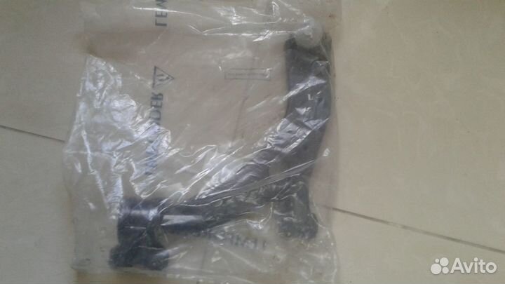 Рычаг передний левый Мазда 3 бк, 5, Примаси