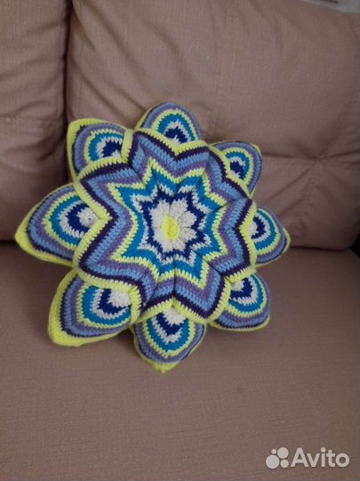 Декоративная подушка