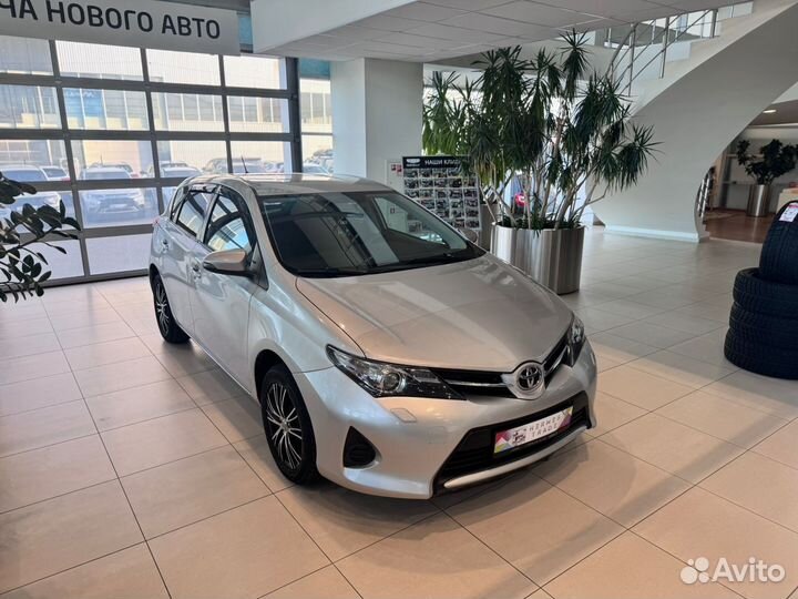 Toyota Auris 1.6 МТ, 2014, 93 122 км