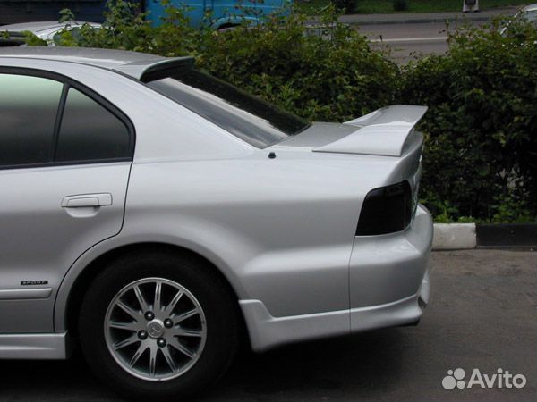 Спойлер на заднее стекло для Mitsubishi Galant 8