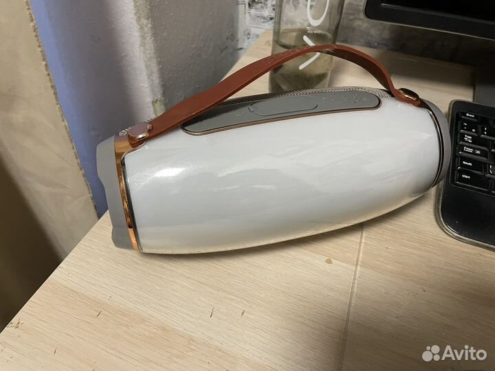 Портативная колонка с светомузыкой