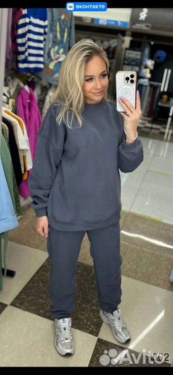 Новый спортивный костюм женский Корея