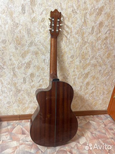 Электроклассическая гитара ibanez