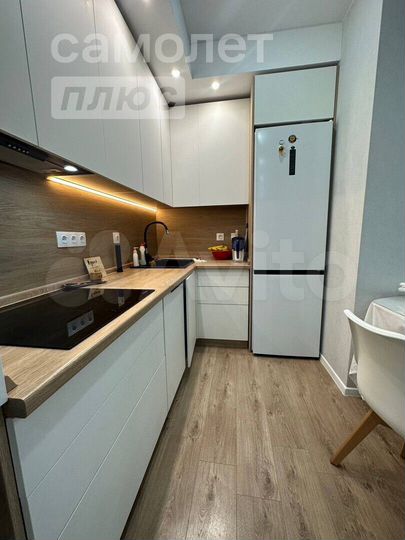 3-к. квартира, 81,8 м², 3/15 эт.