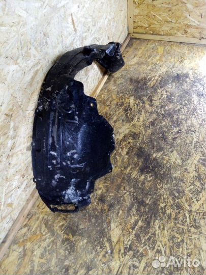 Подкрылок передний правый Haval F7