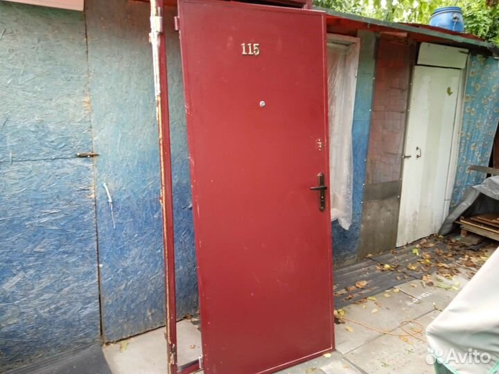 Дверь входная металлическая