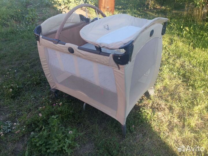 Манеж-кровать Graco Contour Electra