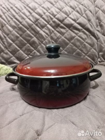 Кастрюля эмалированная