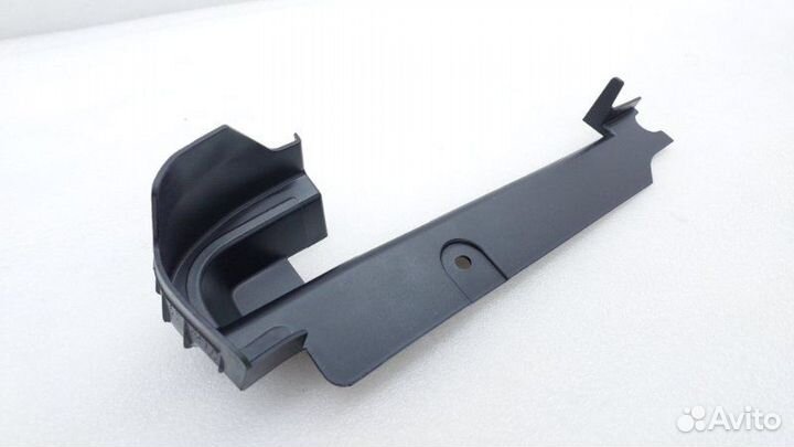 Б/У Накладка крыла Состояние отличное, оригинал