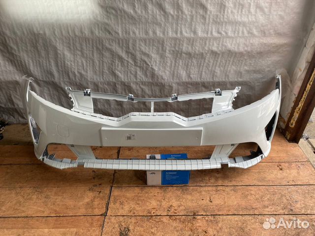 Бампер передний белый Kia Rio 2020