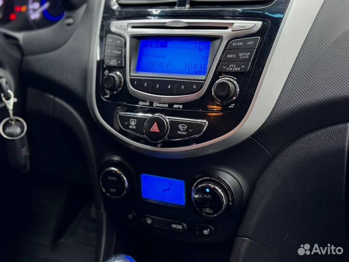 Hyundai Solaris 1.6 AT, 2012, 182 997 км