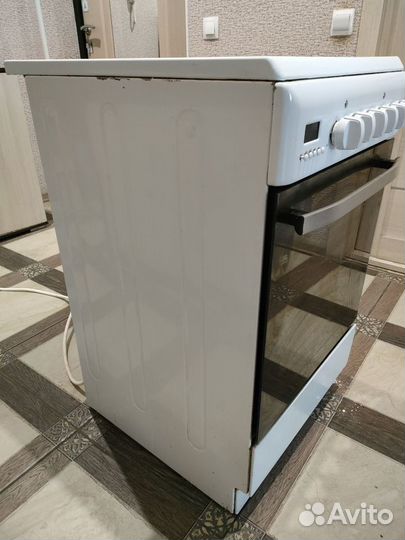 Плита электрическая hotpoint-Ariston H5V56(W )