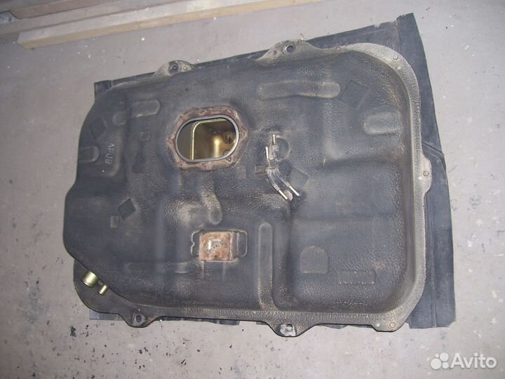 Хендай матрикс бак топливный