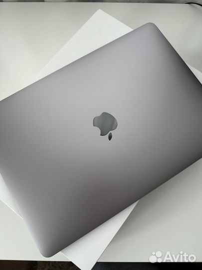 Macbook air 13 2019 retina 256gb