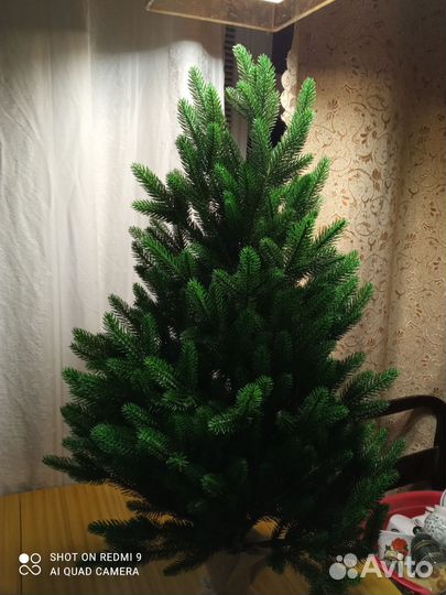 Елка искусственная