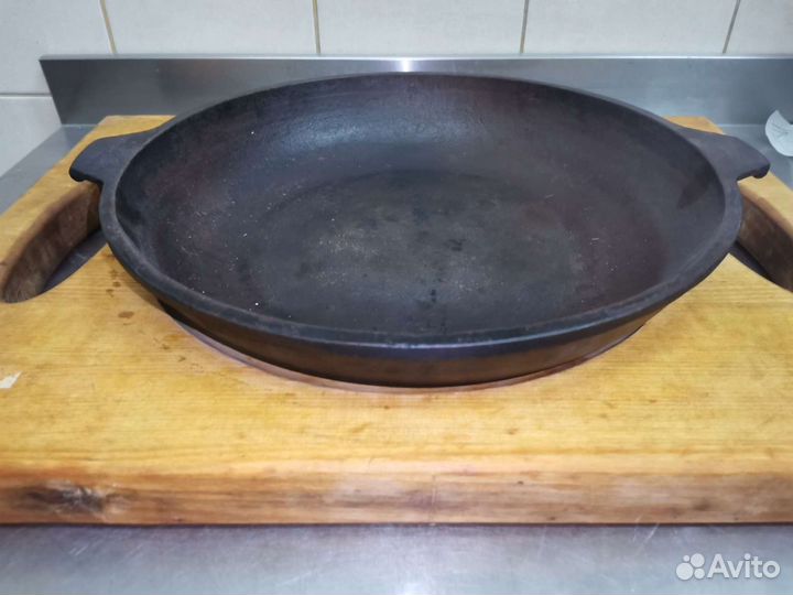 Чугунная сковорода СССР