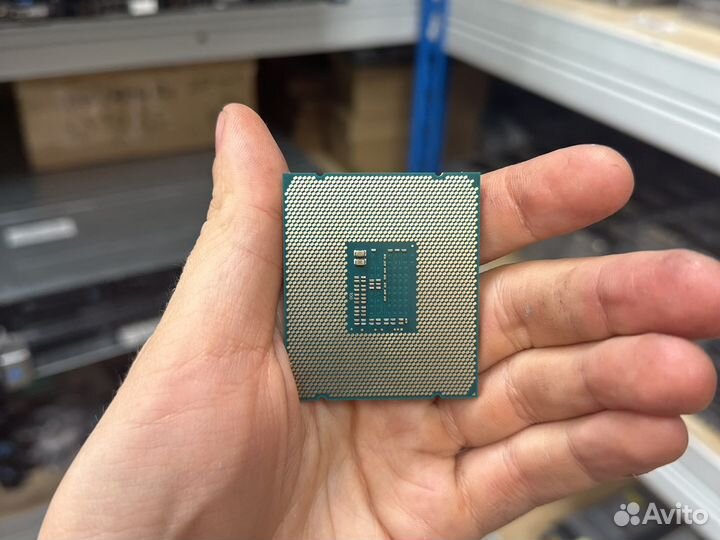 Процессор Intel Xeon e5-2637v3