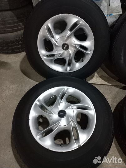 Летние колеса r15 4x114,3,5x114,3